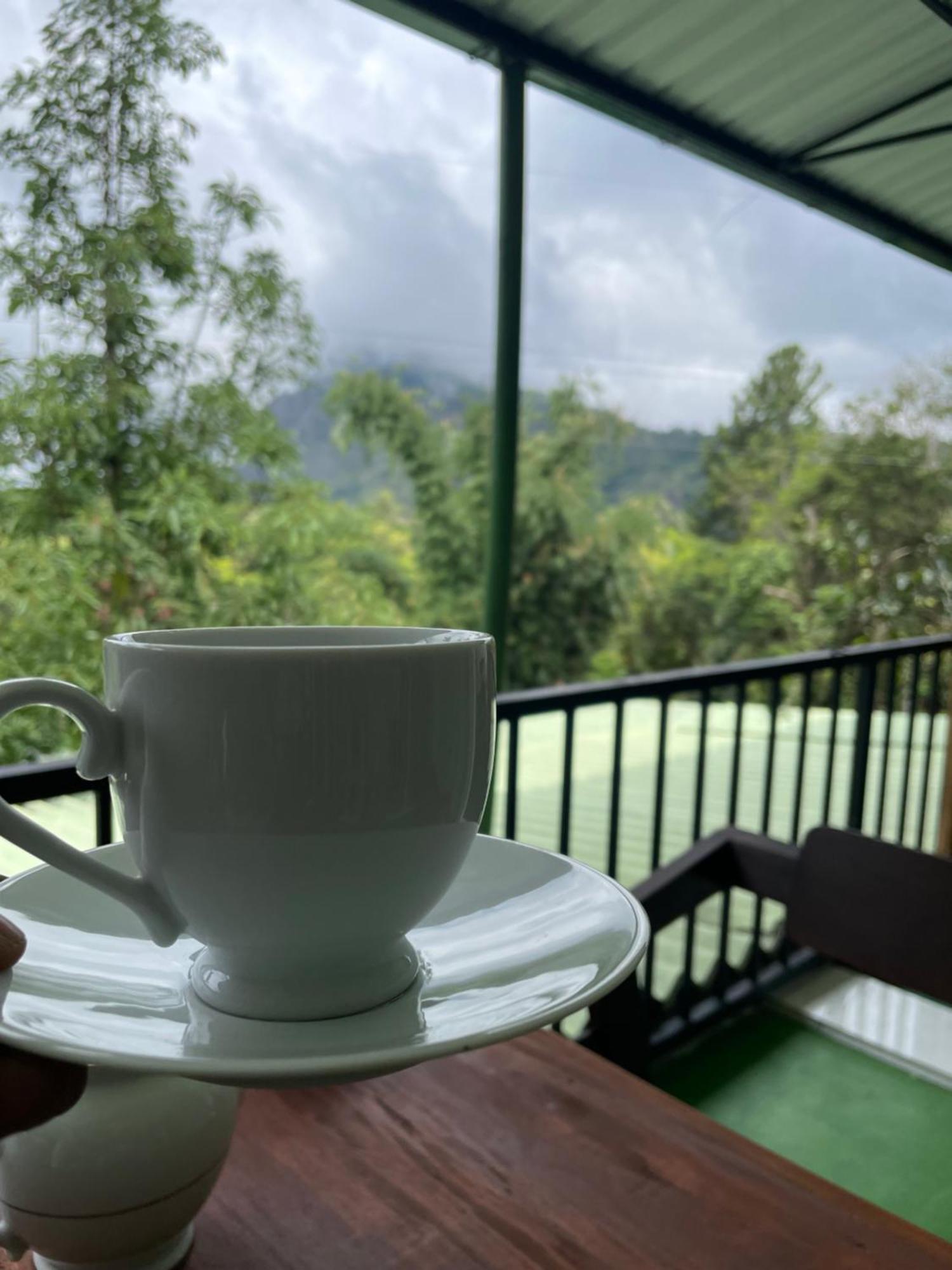 Little Paradise Homestay Ела Екстериор снимка
