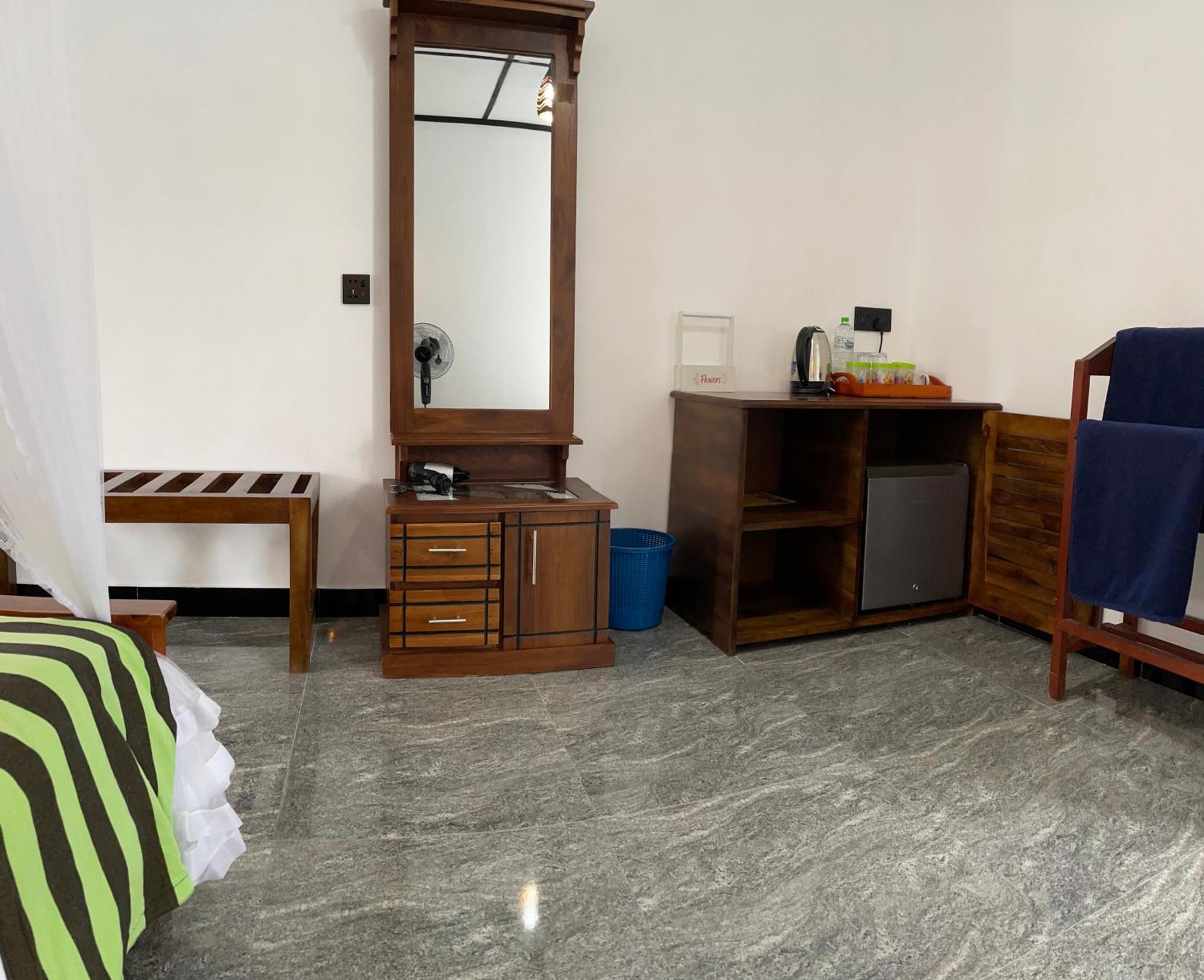 Little Paradise Homestay Ела Екстериор снимка